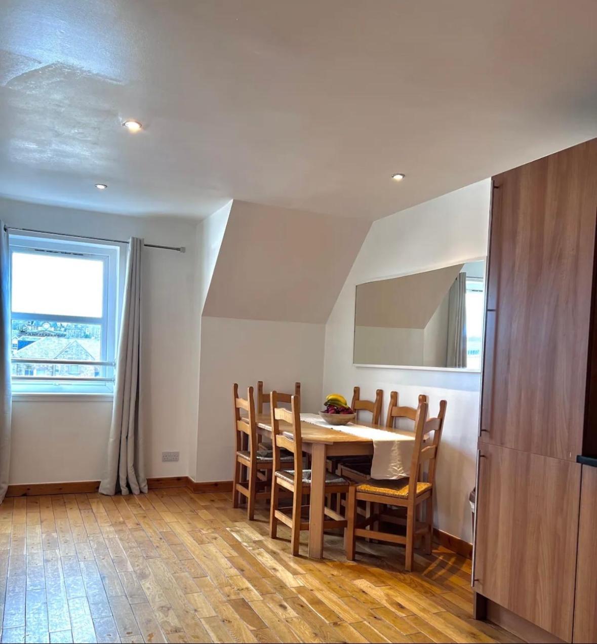 Cosy City Centre Apartment Inverness Esterno foto